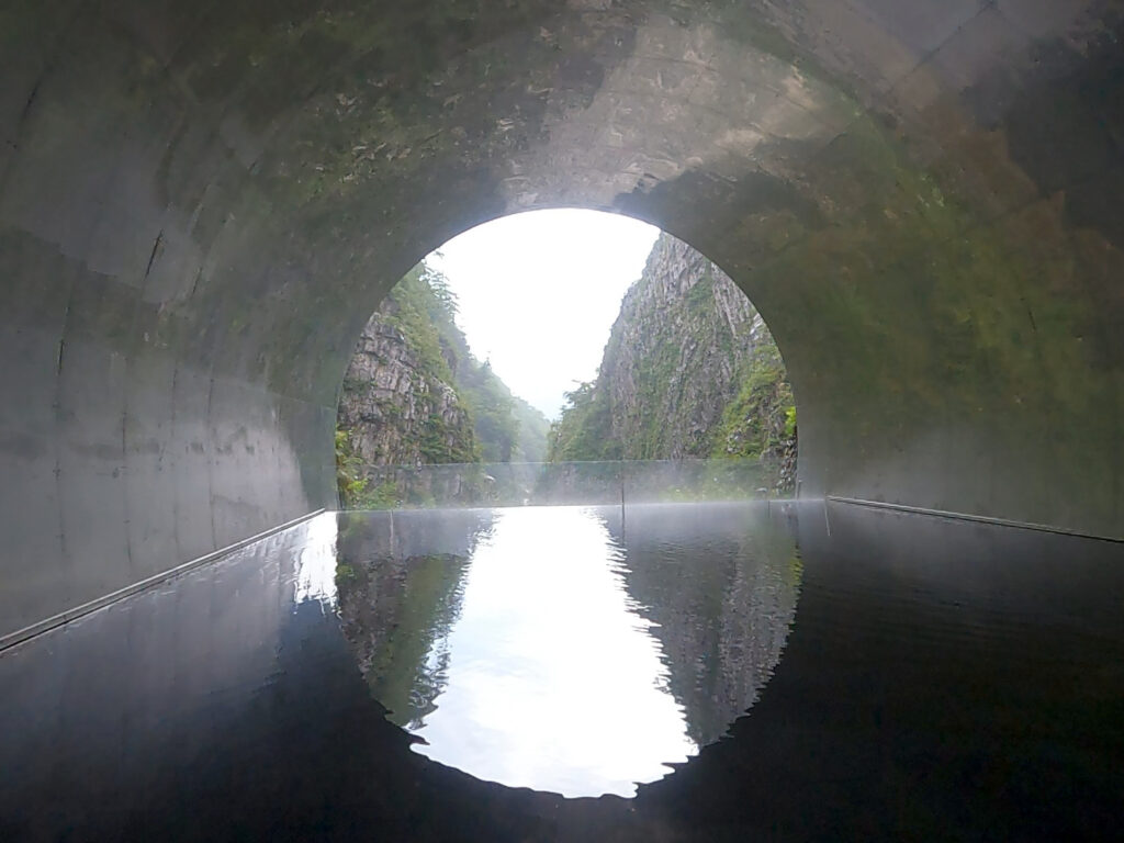 清津峡渓谷トンネルのパノラマステーション